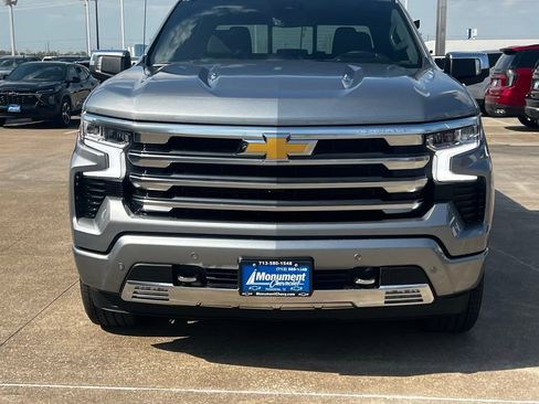 New 2026 Chevrolet Silverado 1500 High Country image 3