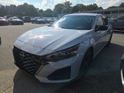 Used 2024 Nissan Altima 2.5 SR