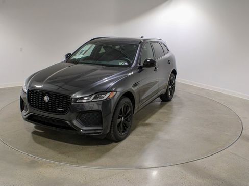 New 2025 Jaguar F-PACE R-Dynamic S image 1