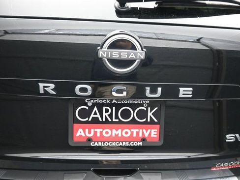 Used 2023 Nissan Rogue SV FWD image 13
