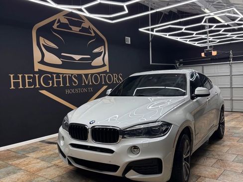 Used 2017 BMW X6 xDrive35i image 2