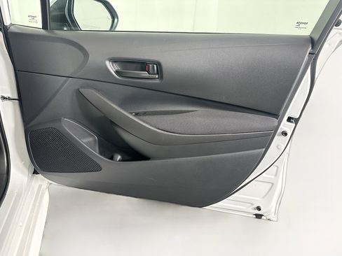 Used 2026 Toyota Corolla LE FWD image 30