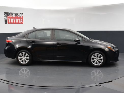 Used 2024 Toyota Corolla LE FWD image 5