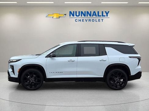 New 2026 Chevrolet Traverse RS FWD image 2