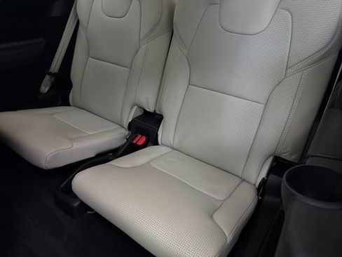 Used 2018 Volvo XC90 T6 Inscription w/ Luxury Package AWD/4WD image 42