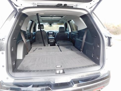 Used 2021 Chevrolet Traverse Premier w/ Redline Edition image 29