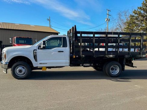 Used 2024 Ford F350 XLT AWD/4WD image 6