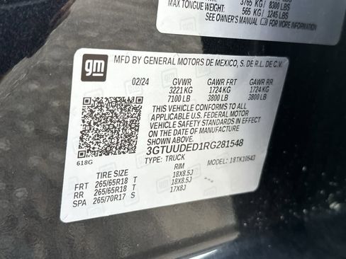 Used 2024 GMC Sierra 1500 SLT image 21