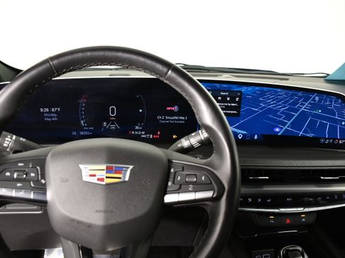 Used 2025 Cadillac XT4 Premium Luxury AWD/4WD image 16