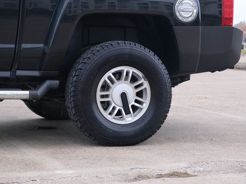 Used 2009 HUMMER H3T Alpha image 8