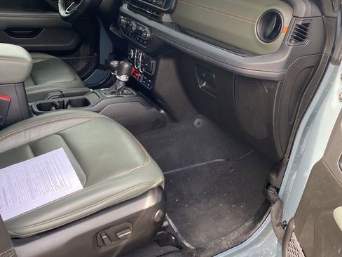 Used 2024 Jeep Gladiator Mojave image 21