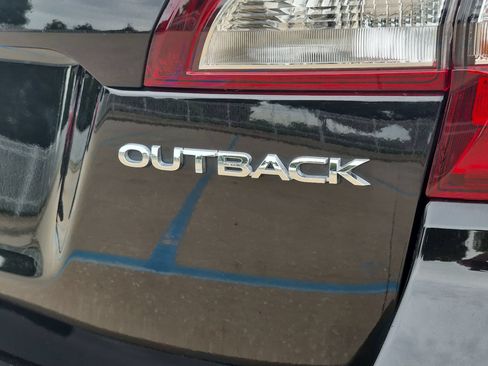 Used 2019 Subaru Outback 2.5i Limited AWD/4WD image 31