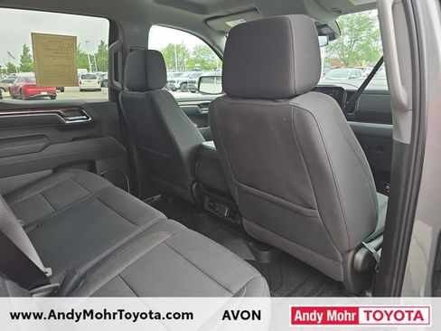 Used 2025 Chevrolet Silverado 1500 LT RWD image 32
