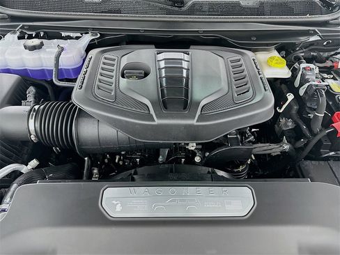 New 2025 Jeep Wagoneer Series II image 18