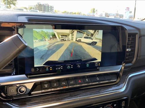 Used 2024 Chevrolet Silverado 2500 LTZ w/ LTZ Convenience Package image 28