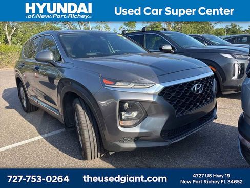Used 2019 Hyundai Santa Fe SE FWD image 4