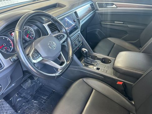 Used 2021 Volkswagen Atlas SE FWD image 9