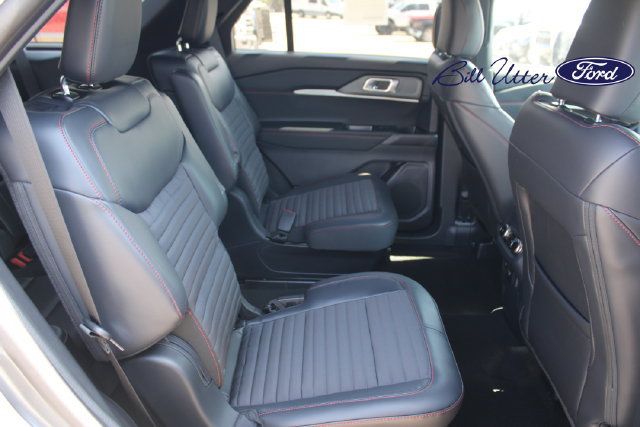 New 2027 Ford Explorer ST-Line w/ Premium Package RWD image 9