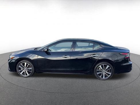 Used 2023 Nissan Maxima SV w/ Floor Mat Group image 9