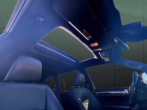 Used 2020 Lexus GX 460 Premium w/ Premium Package image 26