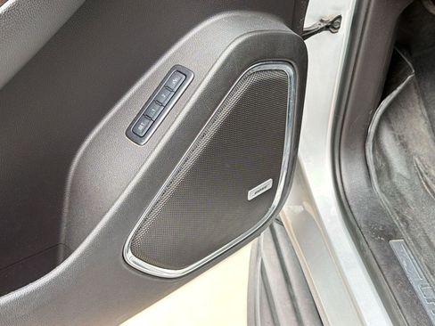 Used 2015 Chevrolet Tahoe LT image 23