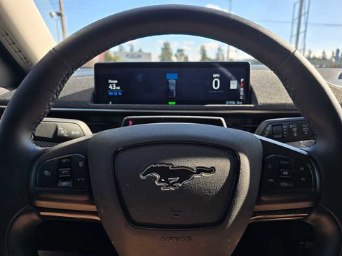 Used 2024 Ford Mustang Mach-E Premium image 29