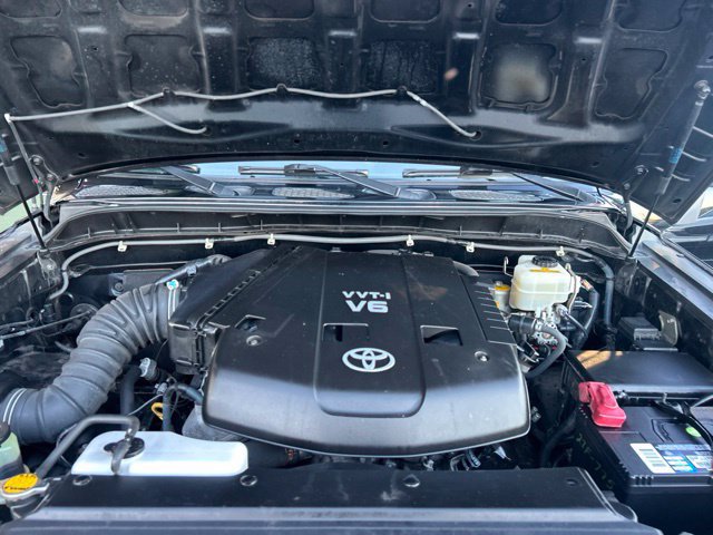 Used 2008 Toyota FJ Cruiser 4WD image 9
