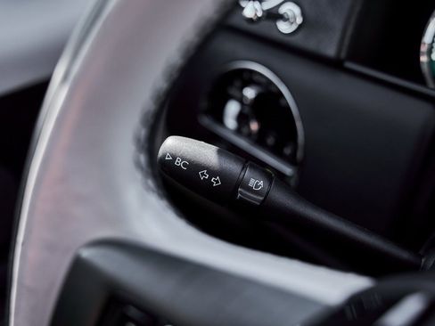 Used 2023 Rolls-Royce Cullinan image 61