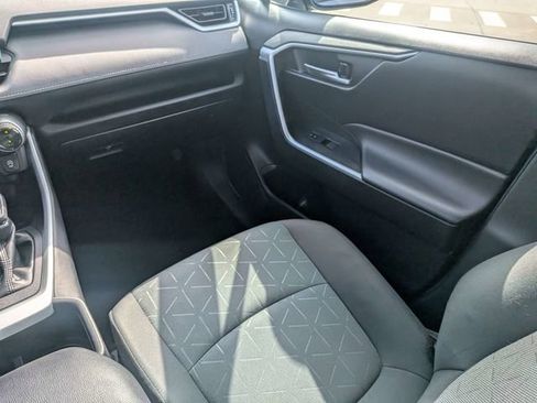 Used 2024 Toyota RAV4 XLE FWD image 18