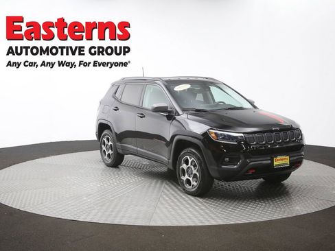 Used 2022 Jeep Compass Trailhawk w/ Trailhawk Elite Group image 53
