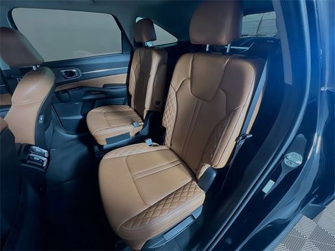 Used 2022 Kia Sorento SX Prestige w/ Rust Color Package image 26
