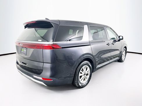 Used 2024 Kia Carnival LX image 9