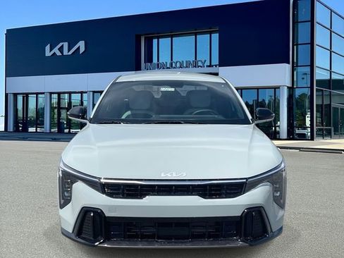 Used 2026 Kia K4 GT-Line image 2