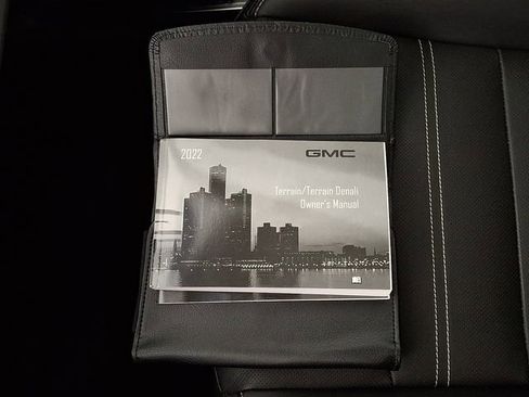 Used 2022 GMC Terrain Denali image 26