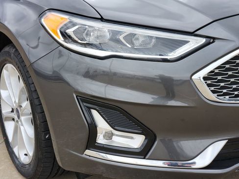 Used 2019 Ford Fusion Energi Titanium image 12
