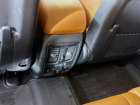 Used 2021 Jeep Grand Cherokee SRT AWD/4WD image 20