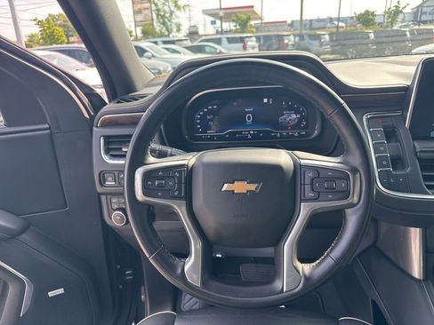 Used 2023 Chevrolet Tahoe Premier AWD/4WD image 18