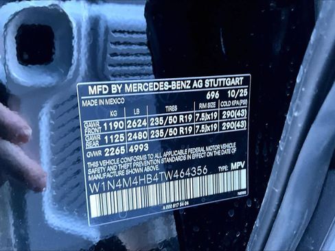New 2026 Mercedes-Benz GLB 250 4MATIC image 13