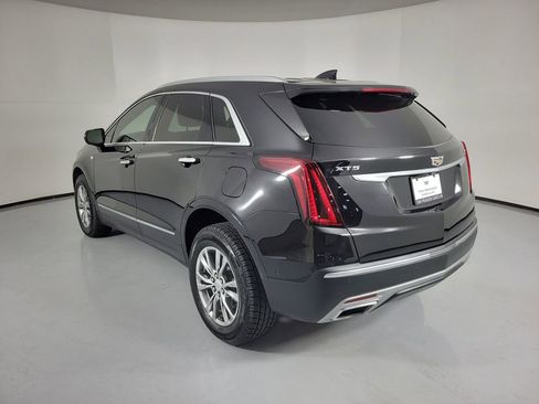 Certified 2022 Cadillac XT5 Premium Luxury w/ Technology Package image 3