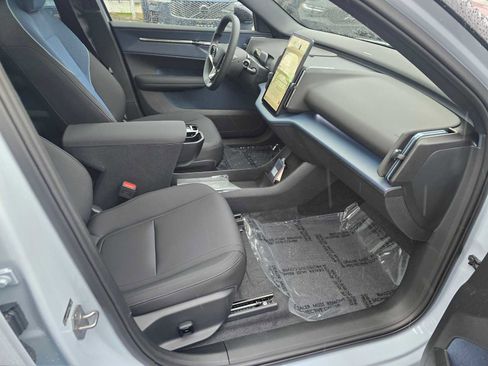 New 2026 Volvo EX30 Plus image 11