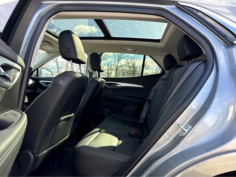 New 2026 Buick Envision Avenir image 7