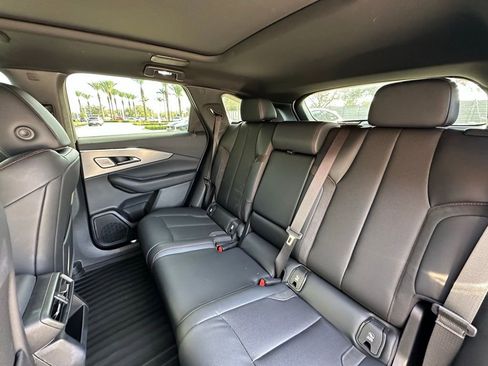 Used 2024 Acura ZDX A-Spec image 29