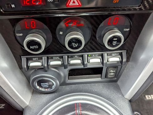 Used 2017 Subaru BRZ Limited w/ Performance Package image 24