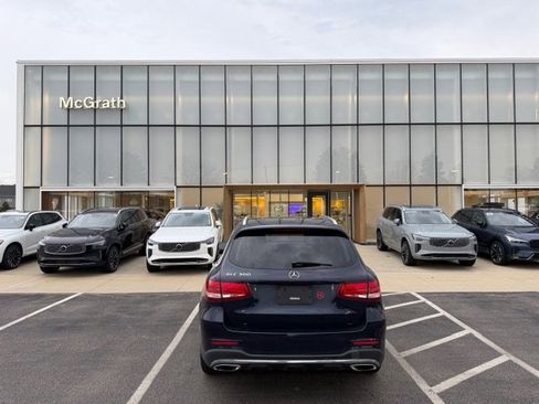 Used 2016 Mercedes-Benz GLC 300 w/ Sport Package image 4