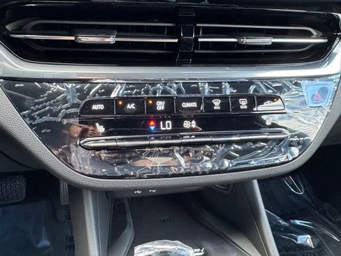 New 2026 Buick Envista Avenir FWD image 15