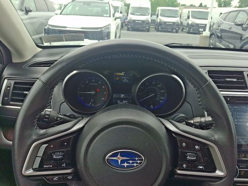 Used 2018 Subaru Outback 2.5i Limited AWD/4WD image 19