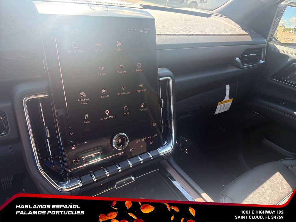 New 2026 GMC Yukon Denali w/ Denali Reserve Package AWD/4WD image 23