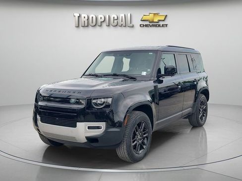 Used 2025 Land Rover Defender 110 S AWD/4WD image 1
