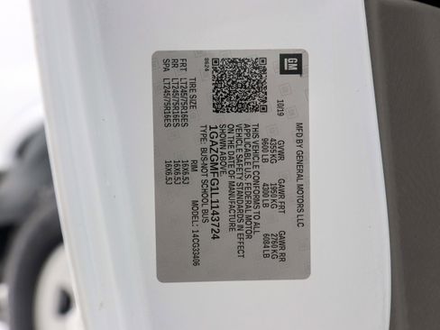 Used 2020 Chevrolet Express 3500 LT w/ LT Preferred Equipment Group image 31