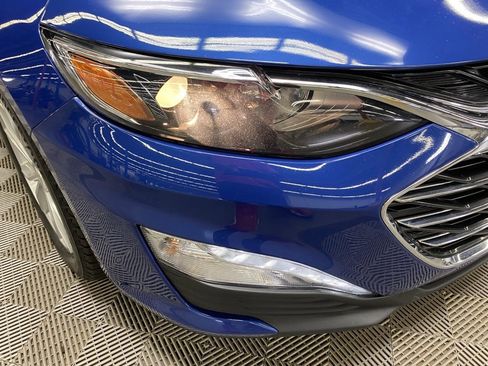 Used 2023 Chevrolet Malibu LT image 3